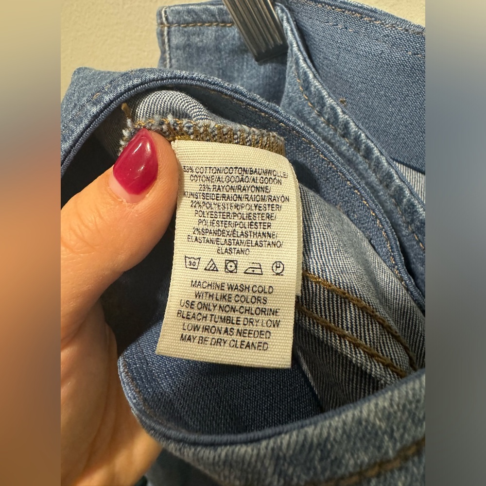 🚨🚨SOLD🚨🚨Free People Blue Flare Jeans Wide Leg - Picture 5 of 5
